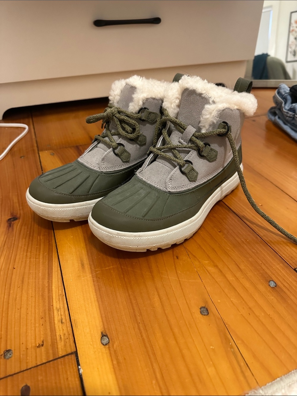 Nike Olive Green & Gray Faux-Fur Winter Boots